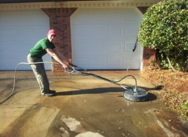 Pressure washing services in Jackson MS home